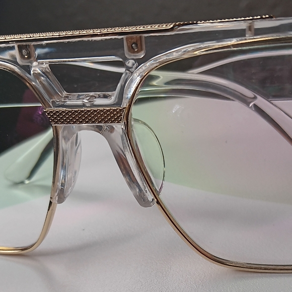 Oversized Square Vintage Double Bridge Fashionable Glasses with Gold Trim. - Picture 4 of 5